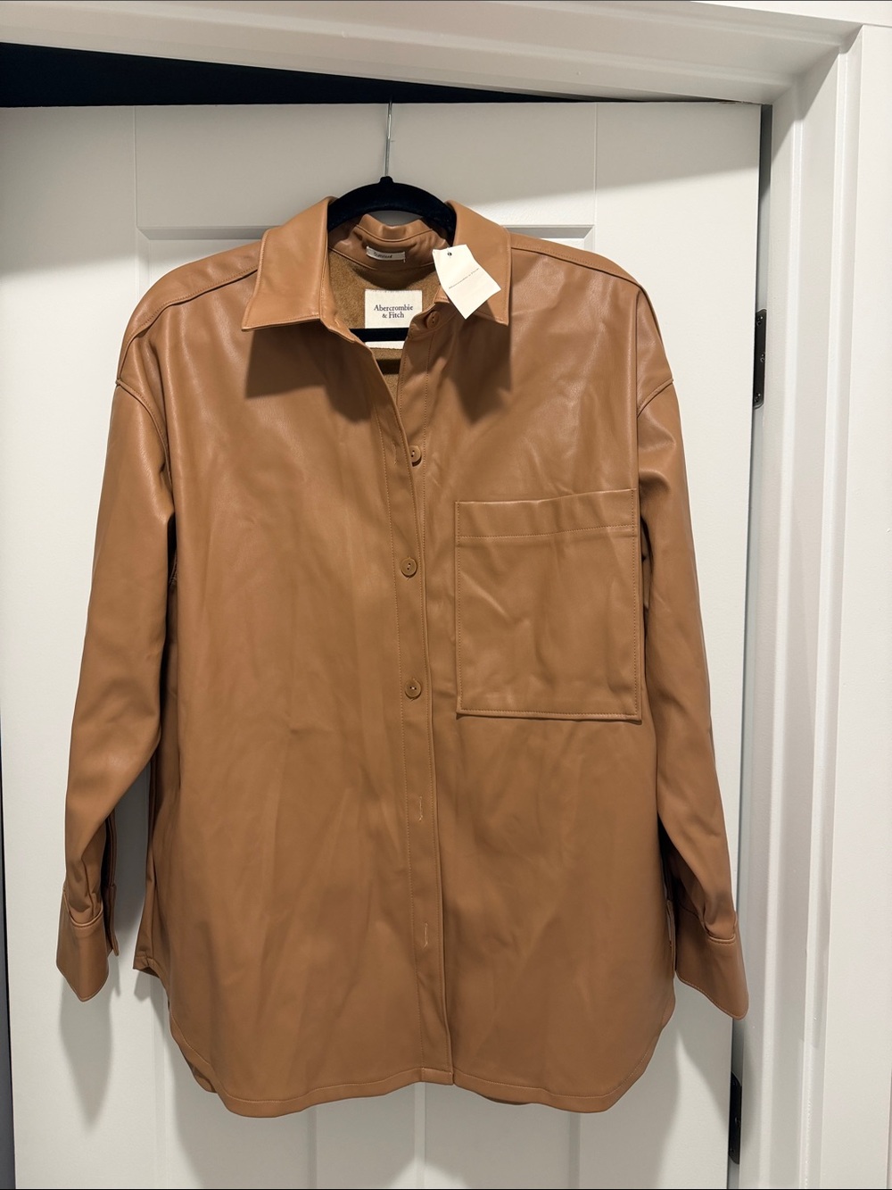 Abercrombie & Fitch Womans Faux Leather Button-Down Shirt Jacket in Brown